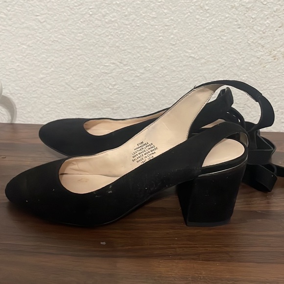 Nine West Women's Andrea Suede Black Ankle-High Leather Pump Size 5.5 - Picture 8 of 9